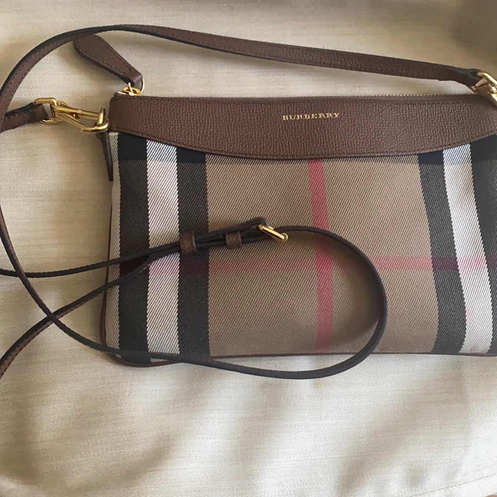 Burberry crossbody